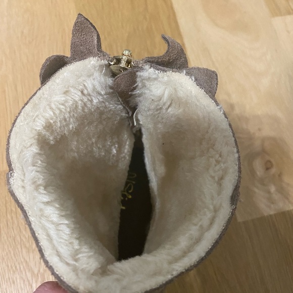 J/Slides AZALEA fleece lined Boots with back zipper and ruffles - Picture 5 of 6